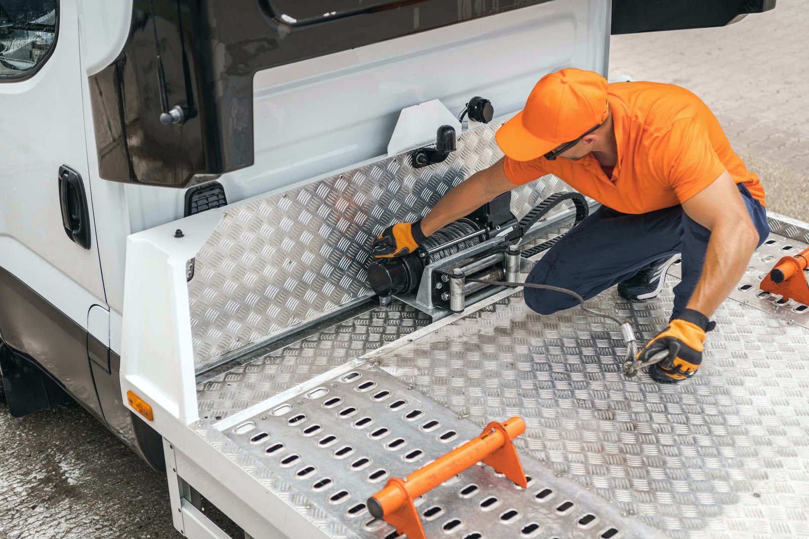 Cornwall-Ontario-Winching-Services